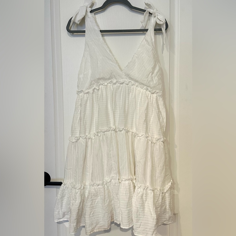 LULUS white dress sz L